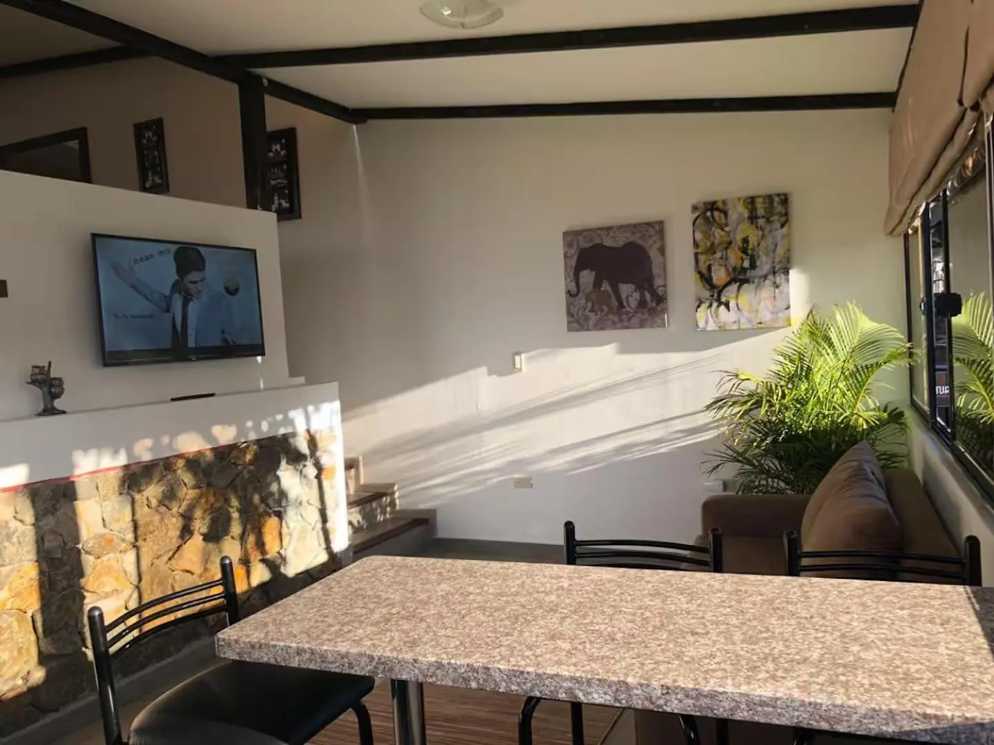 Azotea Suites & Apartments Cuenca 0*,  Equador